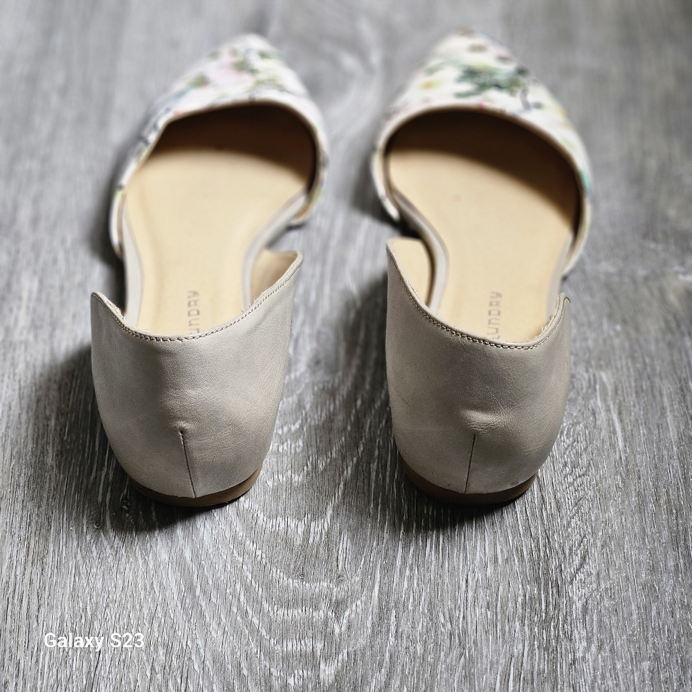CL by Laundry Floral Pointed-toe Flats Slip-ons Shoes Womens 8 - Picture 5 of 6